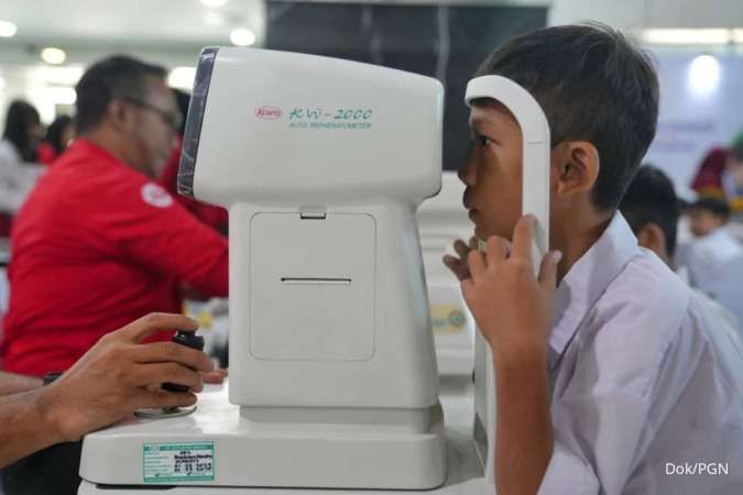 PGN Dorong Akses Kesehatan Mata, 300 Siswa dan Warga Ikuti Pemeriksaan Gratis