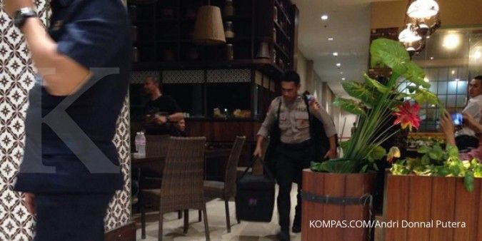 Tim gegana periksa ledakan bom di mal Alam Sutera