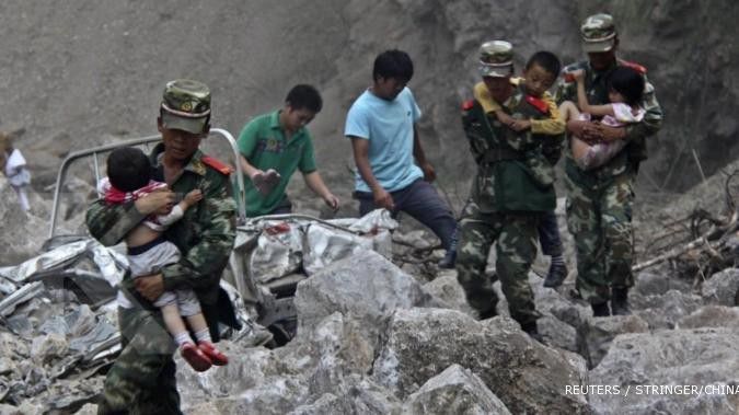 Sedikitnya 80 orang tewas akibat gempa di China