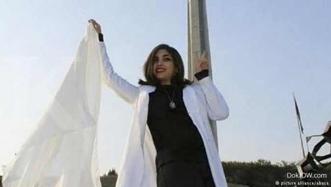 Perempuan Iran Tuntut Perubahan di Negaranya