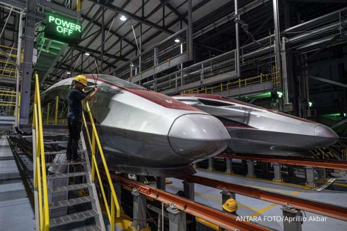 Balik Modal KCJB Tak Secepat Laju Kereta Cepat