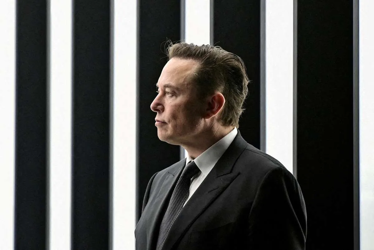 Elon Musk Berjuang Kembalikan Paket Gaji Rp929 Triliun dari Tesla