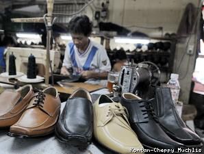 Investasi US$ 170 Juta Perusahaan Sepatu Tertunda