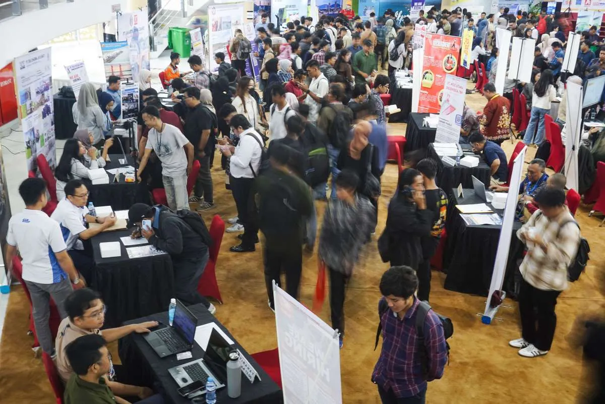 Job Fair Jateng 2025 Dimulai, BRI-XL Axiata-RS Hermina-Alfarmart Buka Lowongan Kerja