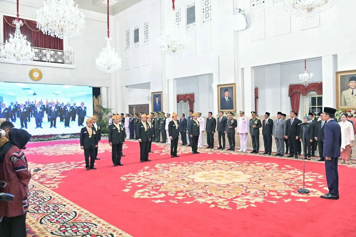 Jokowi Lantik Pengurus Legiun Veteran Republik Indonesia