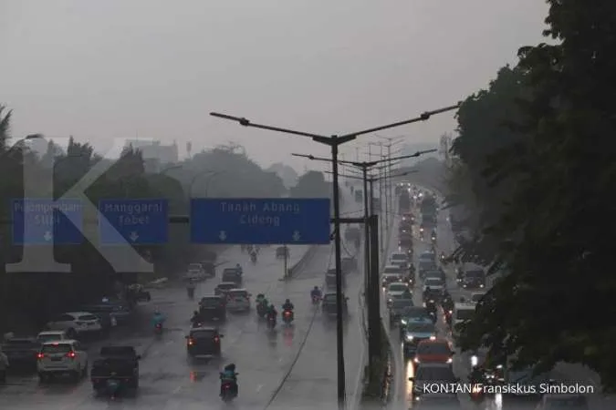 Peringatan Dini BMKG Cuaca Besok (19/5) di Jabodetabek Hujan Lebat di Wilayah Ini
