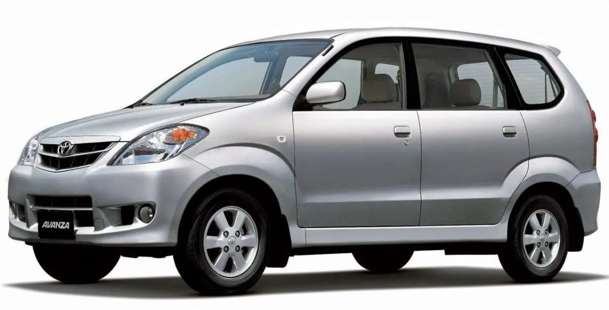 Harga mobil bekas Toyota Avanza semakin murah, dari Rp 50 juta di awal Maret