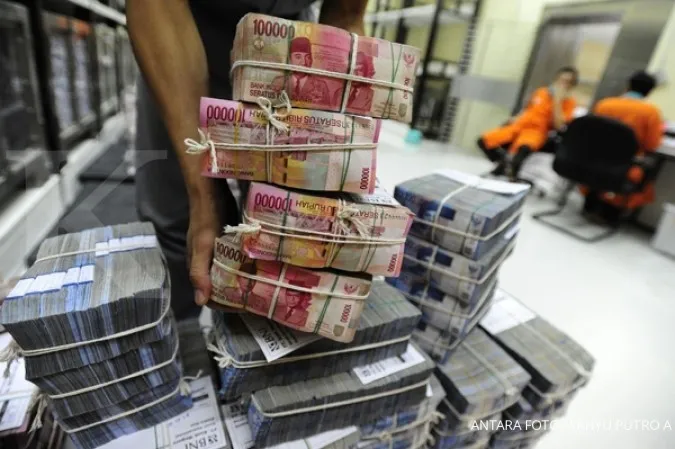 Rupiah weakens to 13,518 per dollar   