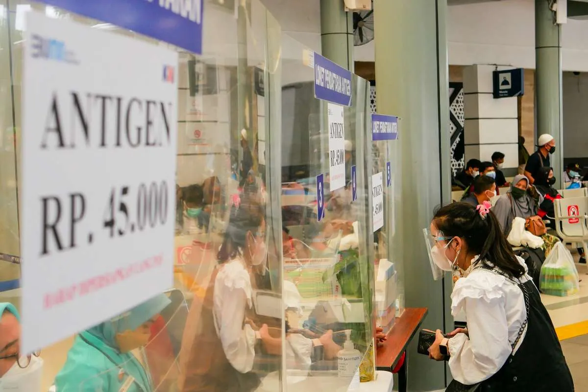 UPDATE Corona Indonesia, 4 Oktober: Tambah 922 kasus baru, tetap jaga prokes