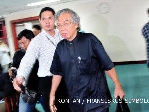 Banyak anggota DPR bermasalah belum dipecat