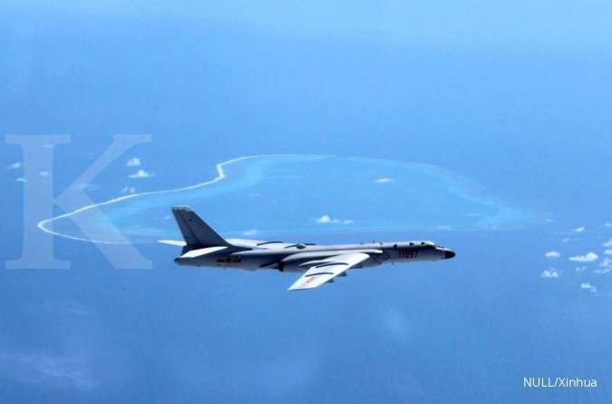 China rilis video: Jet tempur H-6K ledakkan replika pangkalan udara Guam AS