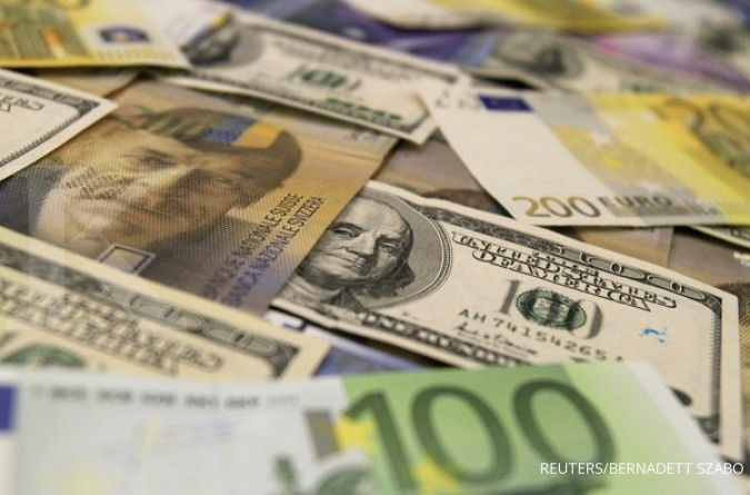 Euro tunduk di hadapan dollar AS
