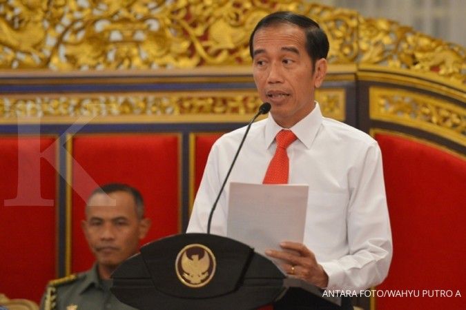 Jokowi meminta laporan tiga menteri perihal holding BUMN Migas