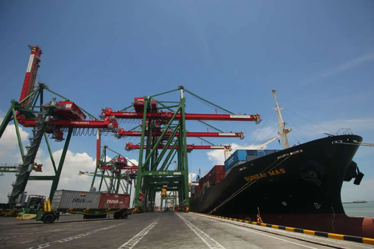 Pelindo III catatkan pertumbuhan arus kapal dan peti kemas di tengah pandemi corona