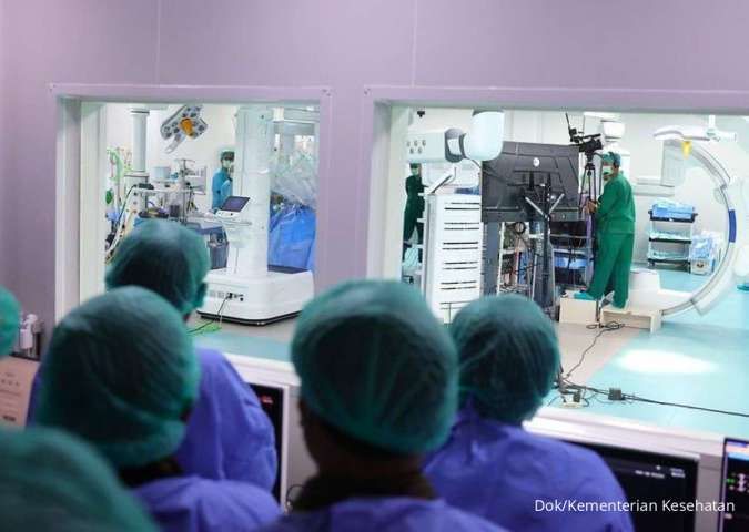 Urologi Indonesia Sukses Lakukan Tindakan Operasi Telerobotik Pertama