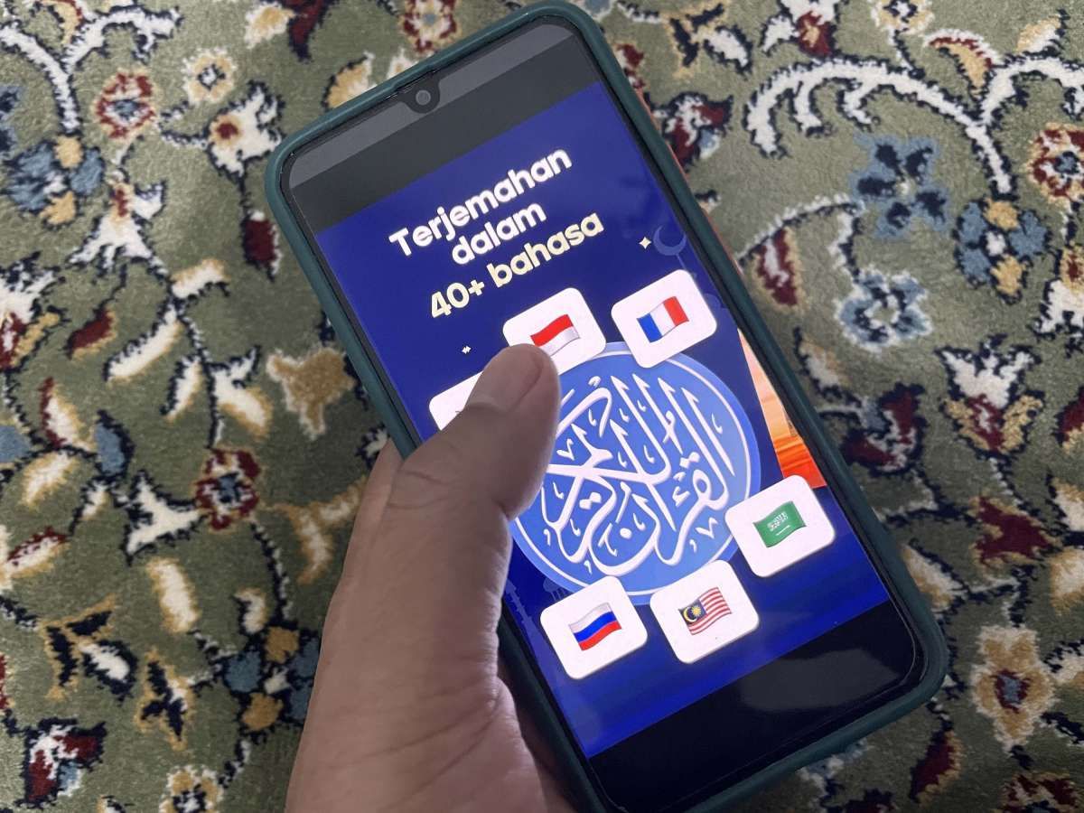 Beribadah Lebih Mudah lewat Gawai