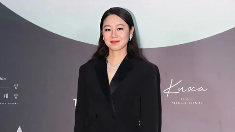 Penasaran kisah percintaan vs karier Gong Hyo Jin? Sila nonton House on Wheels