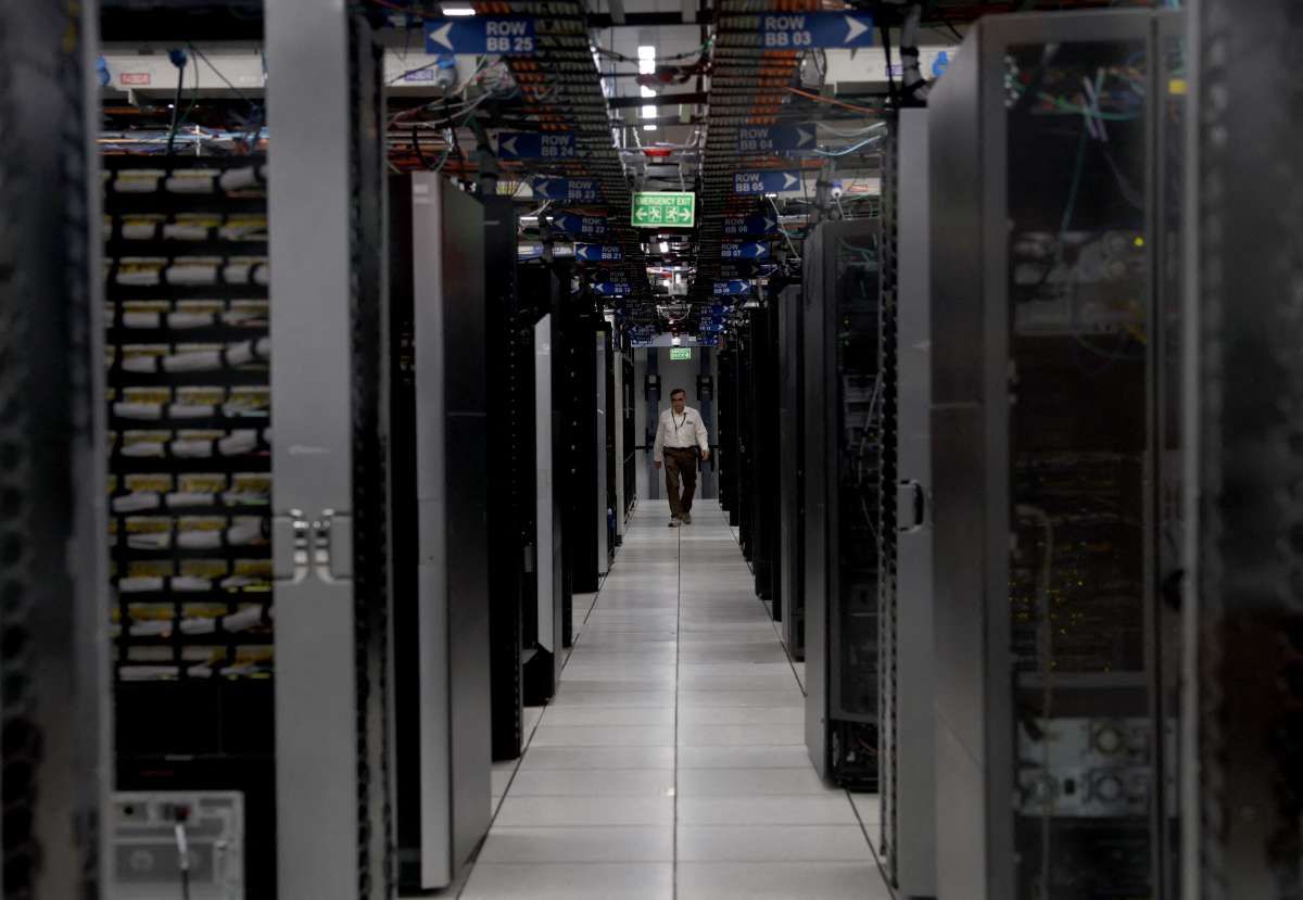 Data Center Butuh Pasokan Listrik dan Air
