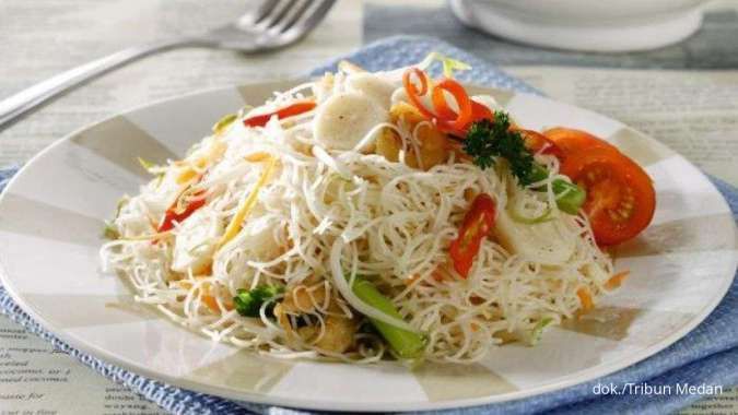 Resep Chinese Food Bihun Goreng Putih yang Sederhana, Bertabur Telur Dadar Iris