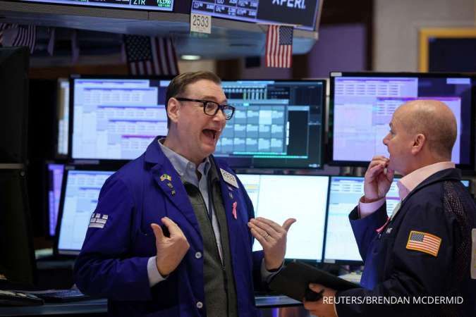 Dow Memimpin Penurunan Wall Street Menjelang Rilis Data Ekonomi, Selasa (27/2)