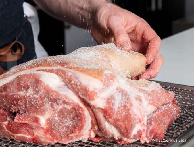 4 Tips Pintar Bikin Daging Empuk dan Juicy dengan Metode Brining Daging