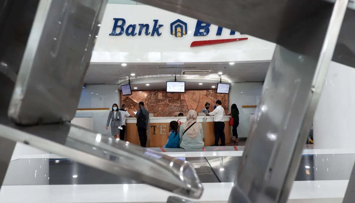 Bank pelat merah pikul beban restrukturisasi kredit terberat