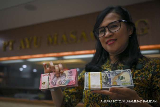 Kurs Rupiah Diproyeksi Lemah di Perdagangan Senin (4/11)