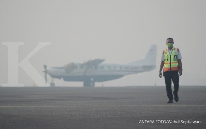 Kabut asap, ribuan penumpang di Pekanbaru terlatar