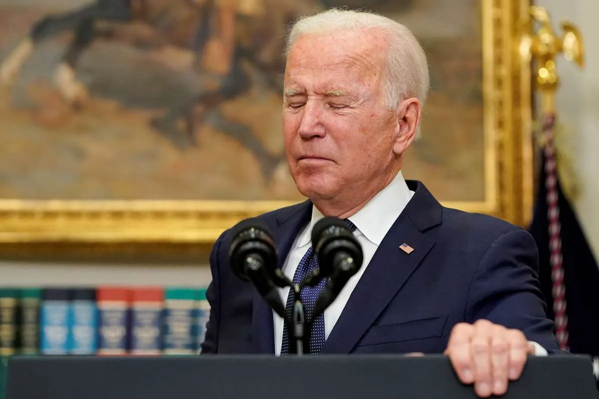 Biden percepat evakuasi, Taliban minta AS tidak mendesak insinyur dan dokter pergi