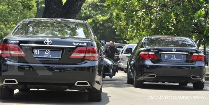 House, govt in car allowance row