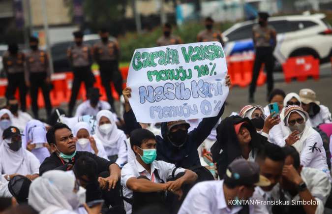 Tenaga Honorer Demo di Gedung DPR Pagi Ini, Tuntut PPPK Penuh Waktu!