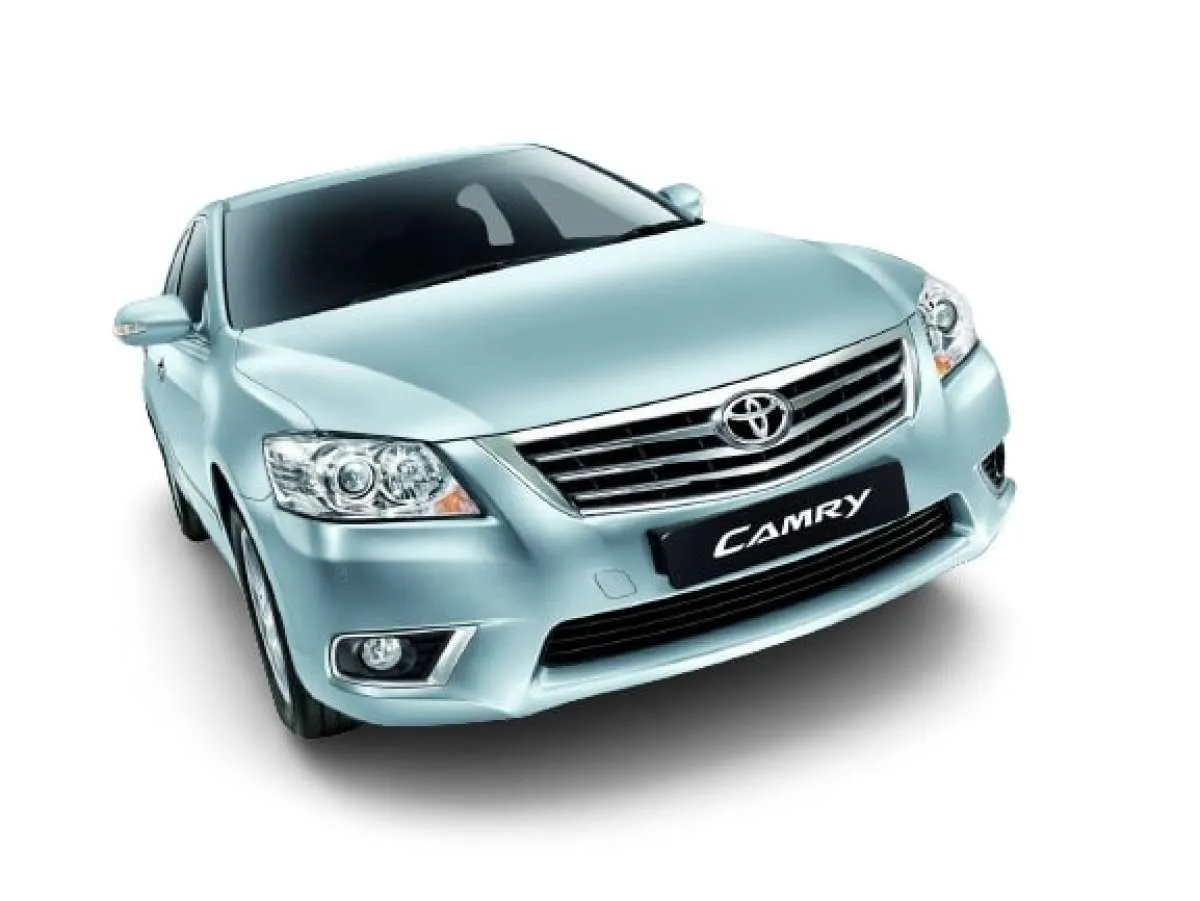 Murah banget, ini harga mobil bekas Toyota Camry tahun lawas per Juli 2021