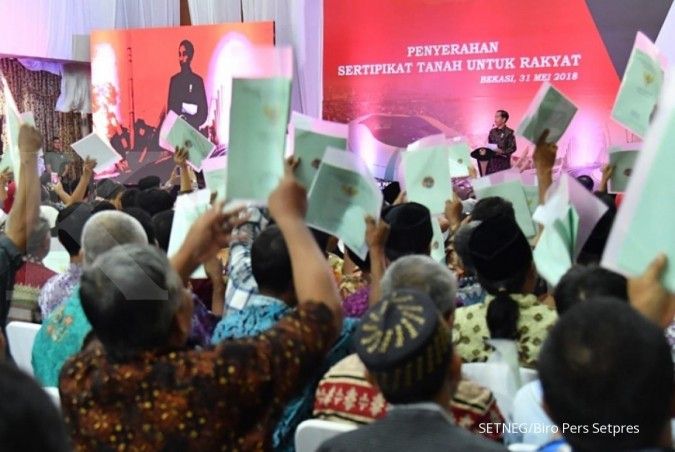 Peringati bulan bakti agraria, Jokowi bagikan satu juta sertifikat