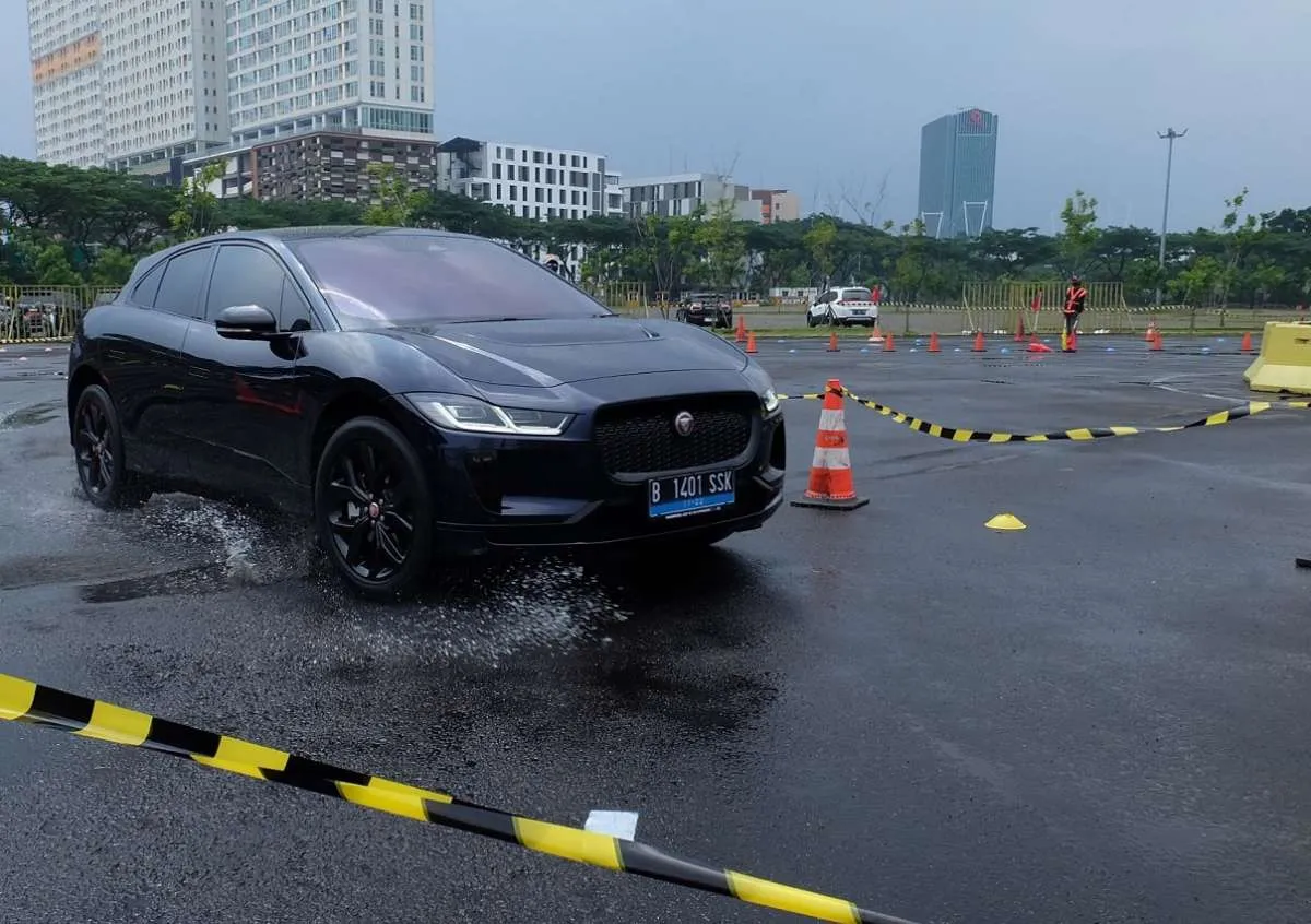 Jaguar Pastikan akan Kembangkan Produk Mobil Listrik Mewah di Indonesia
