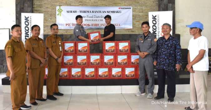 Jelang Lebaran, Hankook Tire Berikan 1.240 Paket Sembako kepada Warga Cikarang Pusat