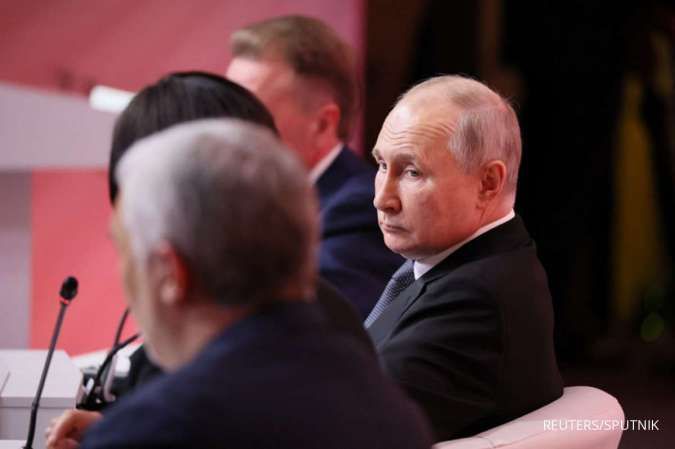 Vladimir Putin: Rusia Jauh Lebih Ambisius Soal AI