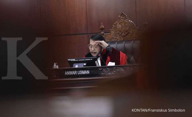 Ketua MK Anwar Usman Dilaporkan ke KPK atas Dugaan Tindak Pidana Nepotisme