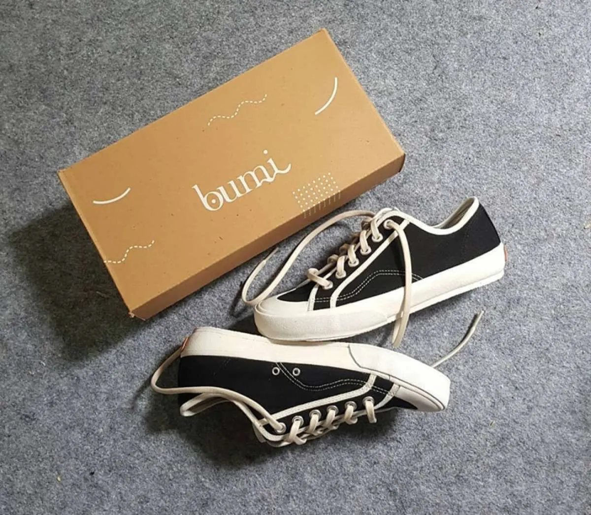 Menengok produksi sepatu Pijak Bumi dari Bandung yang kini tenar di Italia