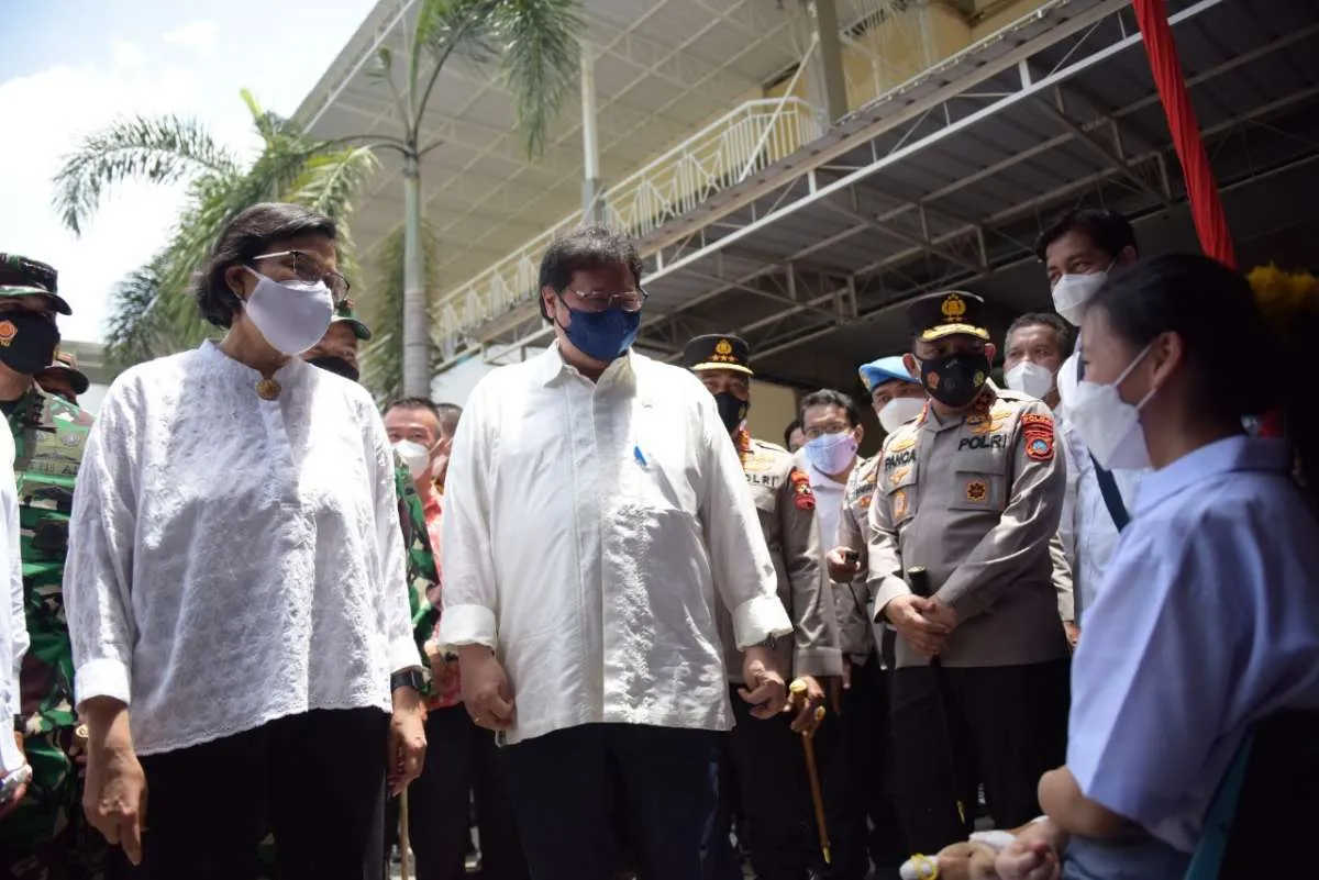 Kasus Covid-19 menurun, PPKM masih dilanjutkan hingga 18 Oktober
