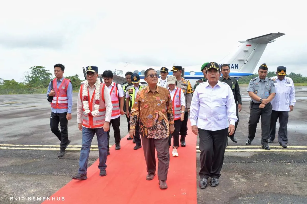 Menteri Perhubungan Dorong Potensi Bandara Tuanku Tambusai Dioptimalkan