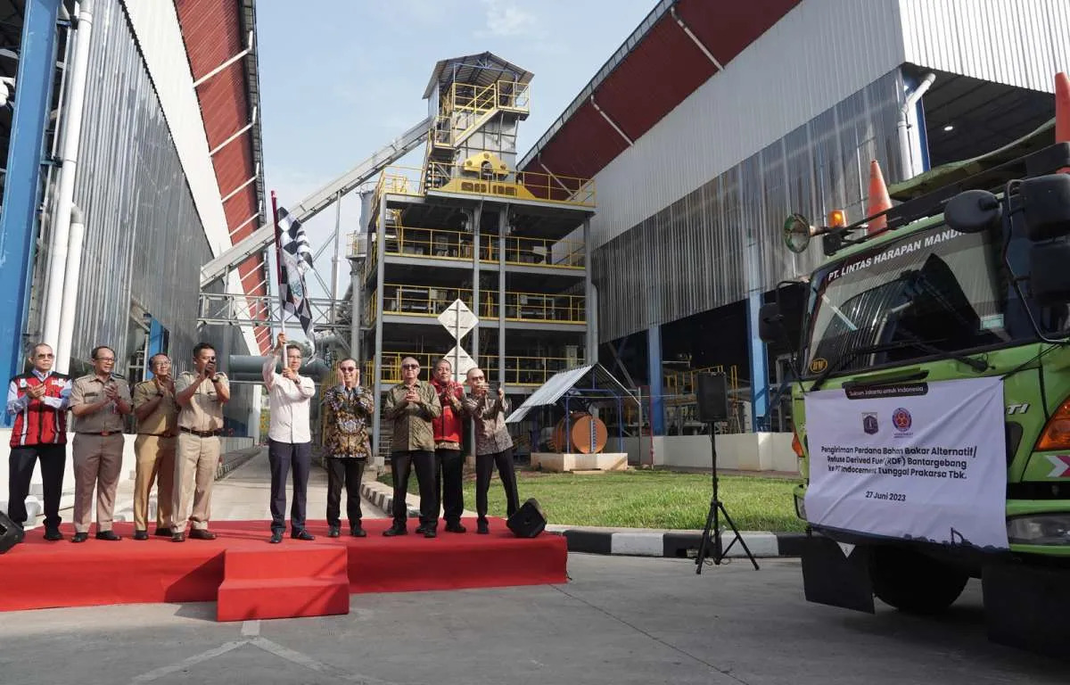 Indocement (INTP) Terima Sampah Perdana untuk Bahan Bakar Alternatif