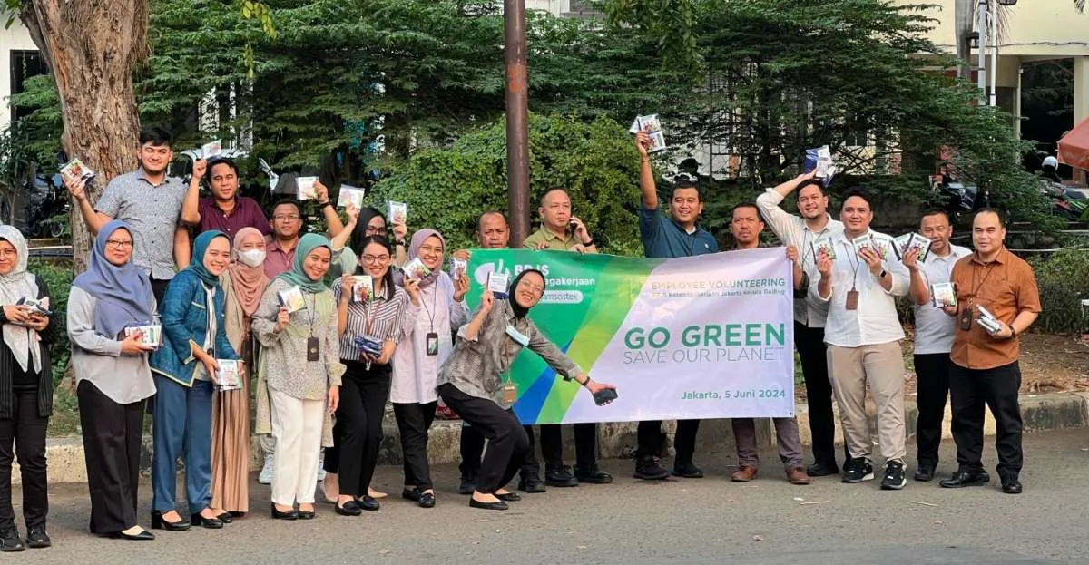 Upaya BPJamsostek Kelapa Gading  Kurangi Penggunaan Plastik