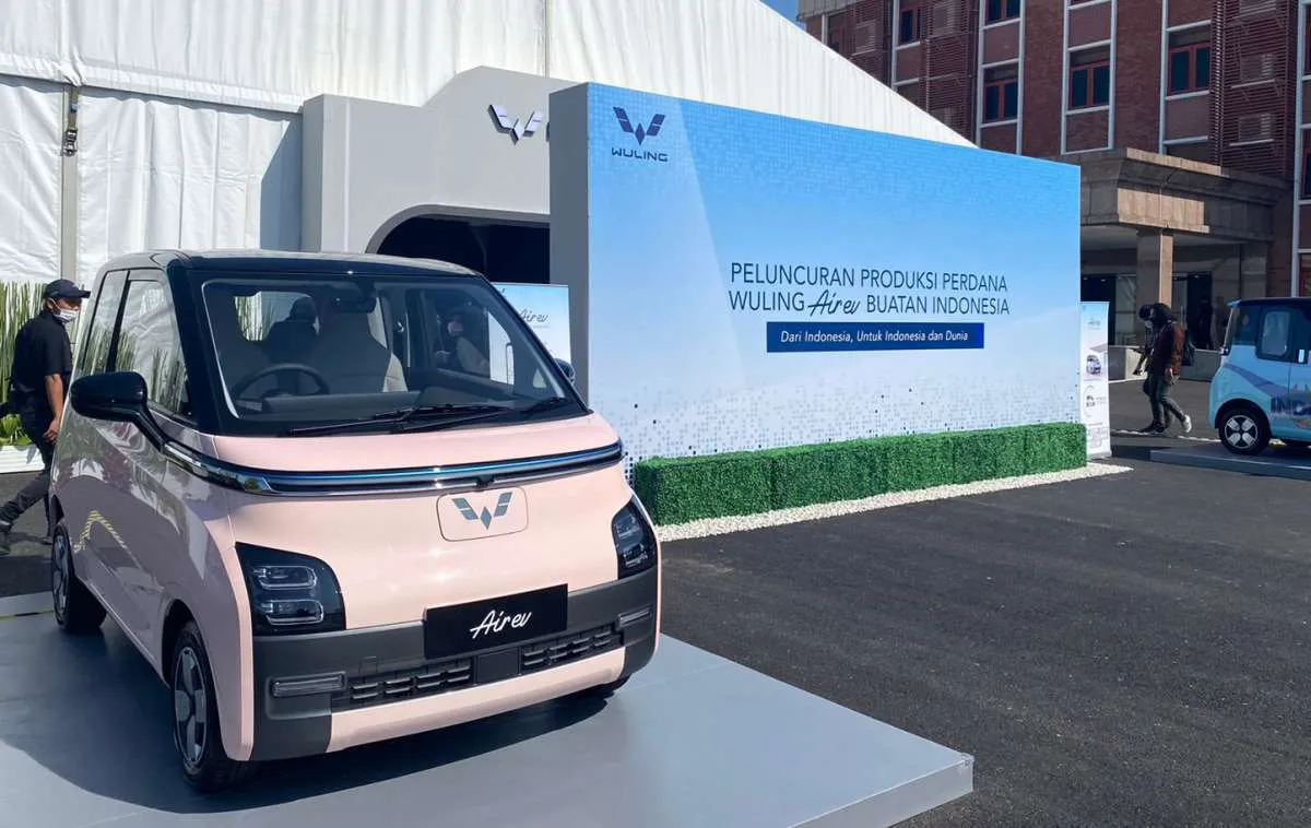 Wuling Motors Resmi Produksi Kendaraan Listrik Wuling Air ev di Pabrik Cikarang