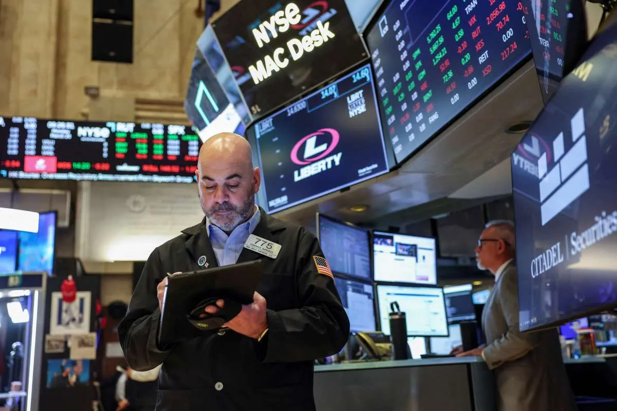 S&P 500 dan Nasdaq Cetak Kinerja Kuartalan Terburuk Sejak 2022 Imbas Tarif Trump