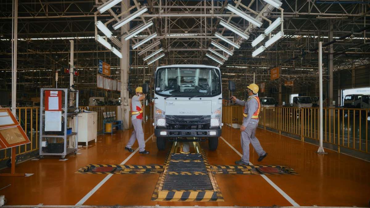 Kenaikan PMI Belum Jamin Lapangan Kerja