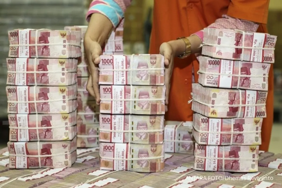 Ekonom: Penurunan Uang Beredar Juga Sebab dari Pengetatan Moneter BI