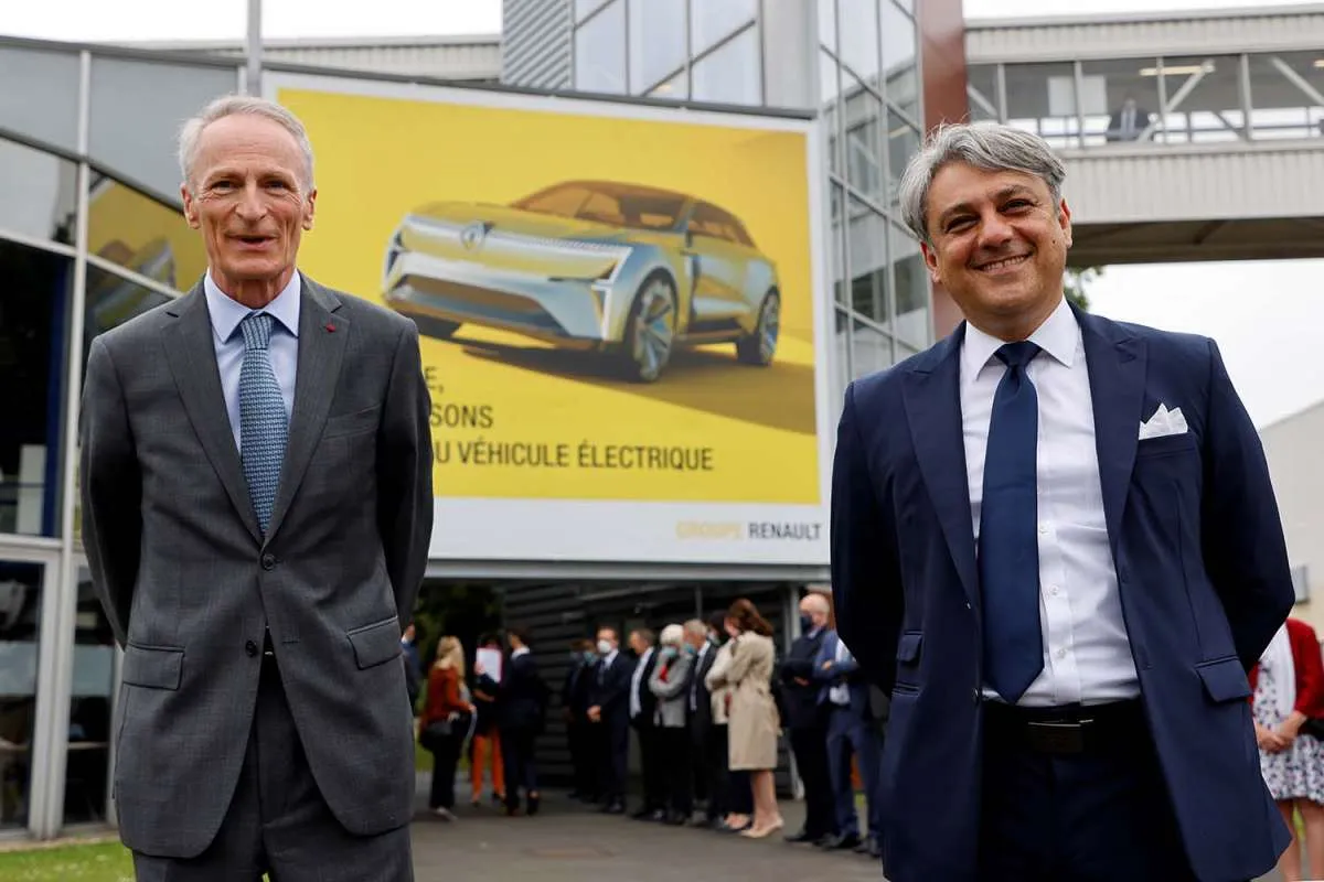 Bos Renault Luca de Meo Mundur, Dikabarkan akan Pimpin Kering Pemilik Gucci