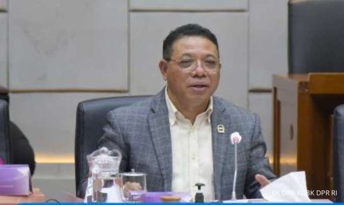 Siapa Inosenstius Samsul? Ini Rekam Jejak Hakim MK Pengganti Arief Hidayat