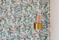 11 Wallpaper Kupas Tempel Terbaik 2025, Solusi Dekorasi Rumah Estetik dan Praktis