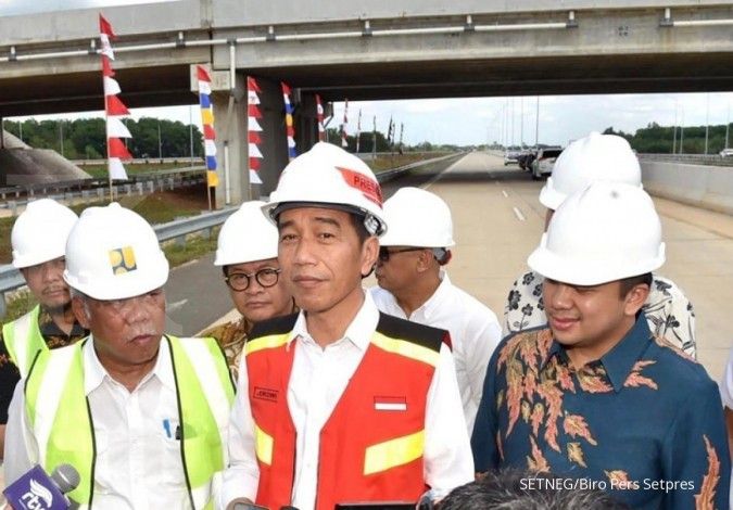 Jokowi tinjau pembangunan Jalan Tol Pekanbaru-Bangkinang